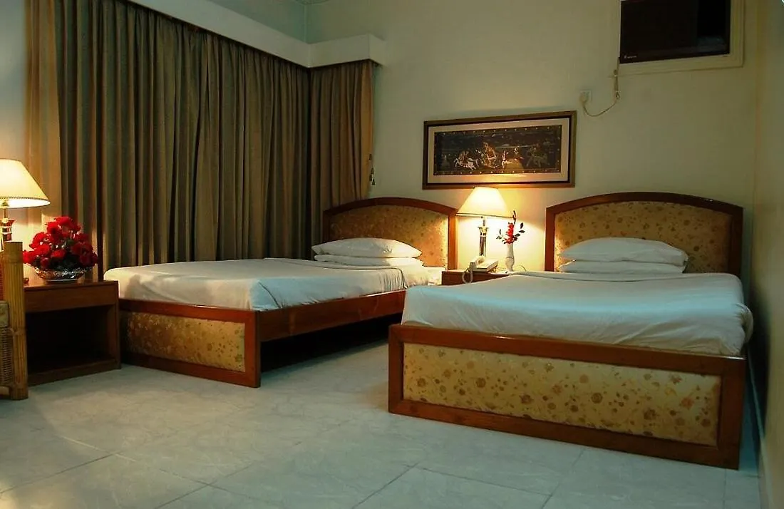 Hotel De Crystal Crown Dhaka 3*,  Bangladesh